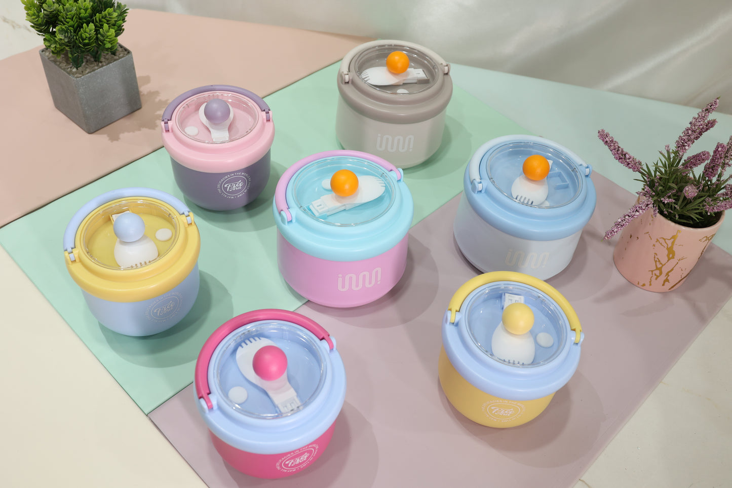 Trendy Pastel Insulated Bento Lunch Box with Spoon & Carry Handle [730ml]