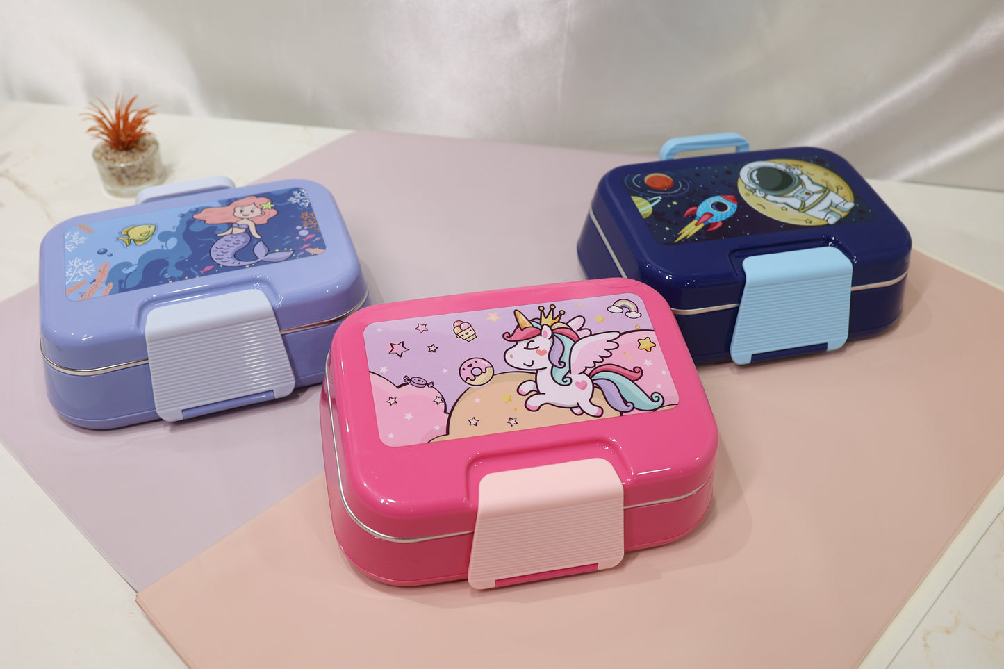 Bento Kids Fantasy Print Lunch Box with Handle [850ml](Unicorn, Mermaid & Space Themes)