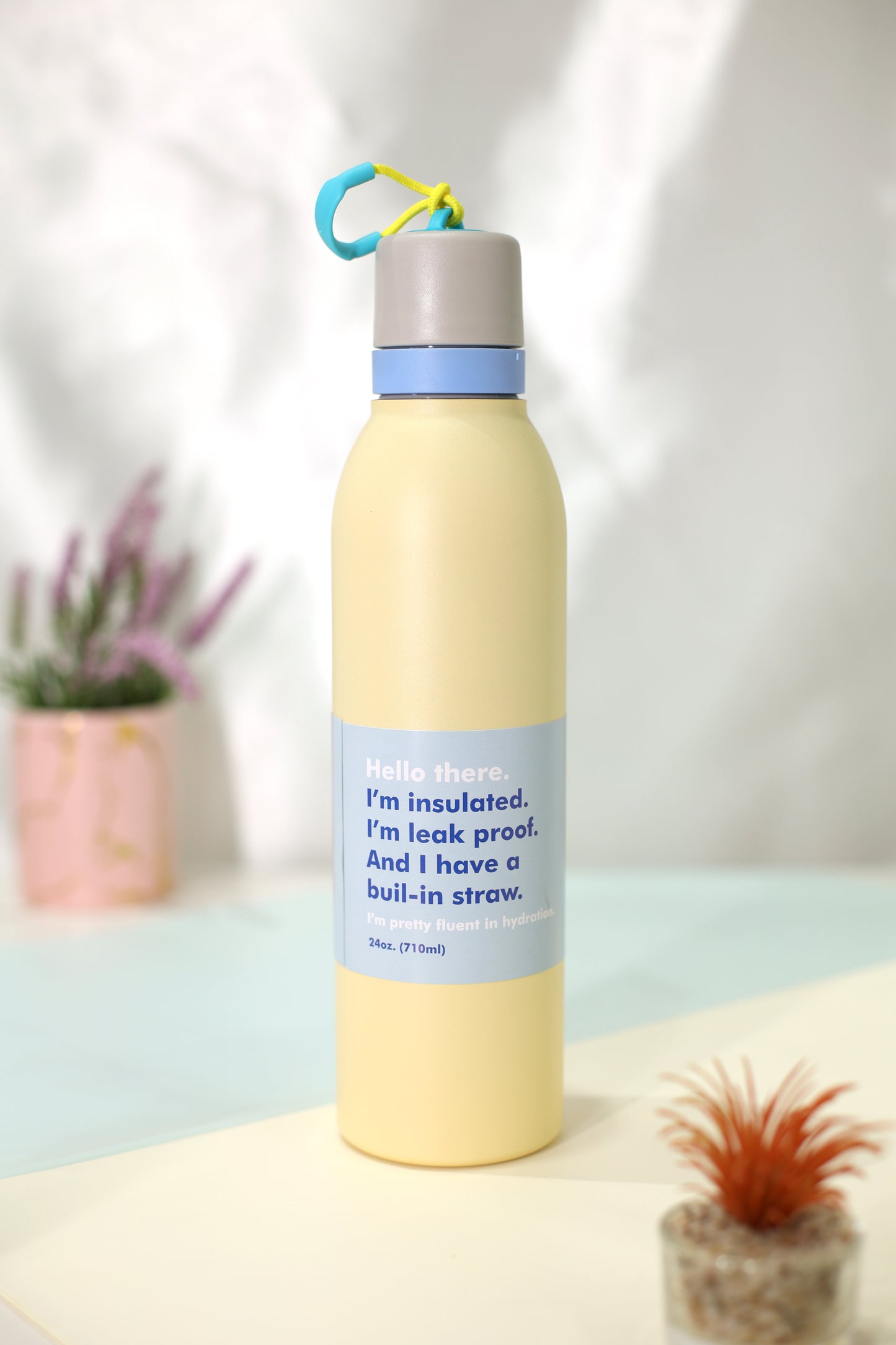 FreeSip Twist Insulated Stainless Steel Water Bottle with Built-in Straw & Carry Hook | Leak-Proof