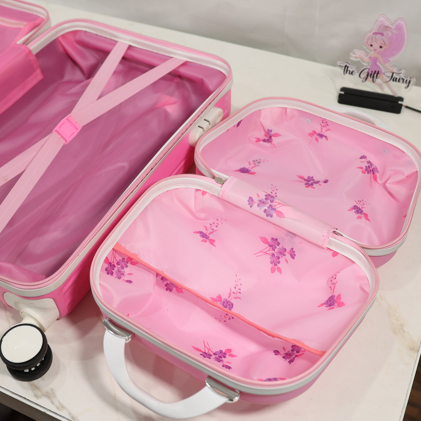 3D Hello Kitty Kids Premium Trolley Bag Set with Matching Mini Case – Pink [20 inch]