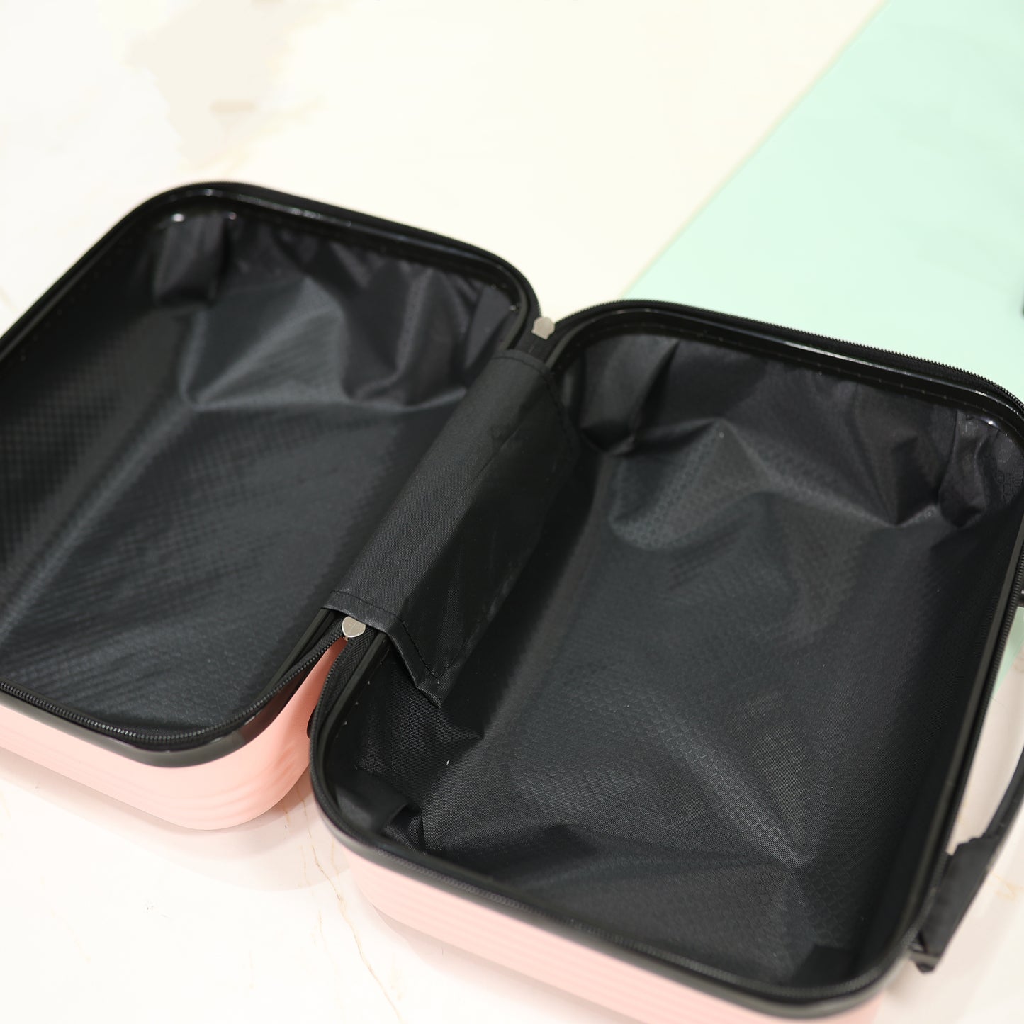 Kuromi Cute Hard Case Vanity Bag – Pastel Pink