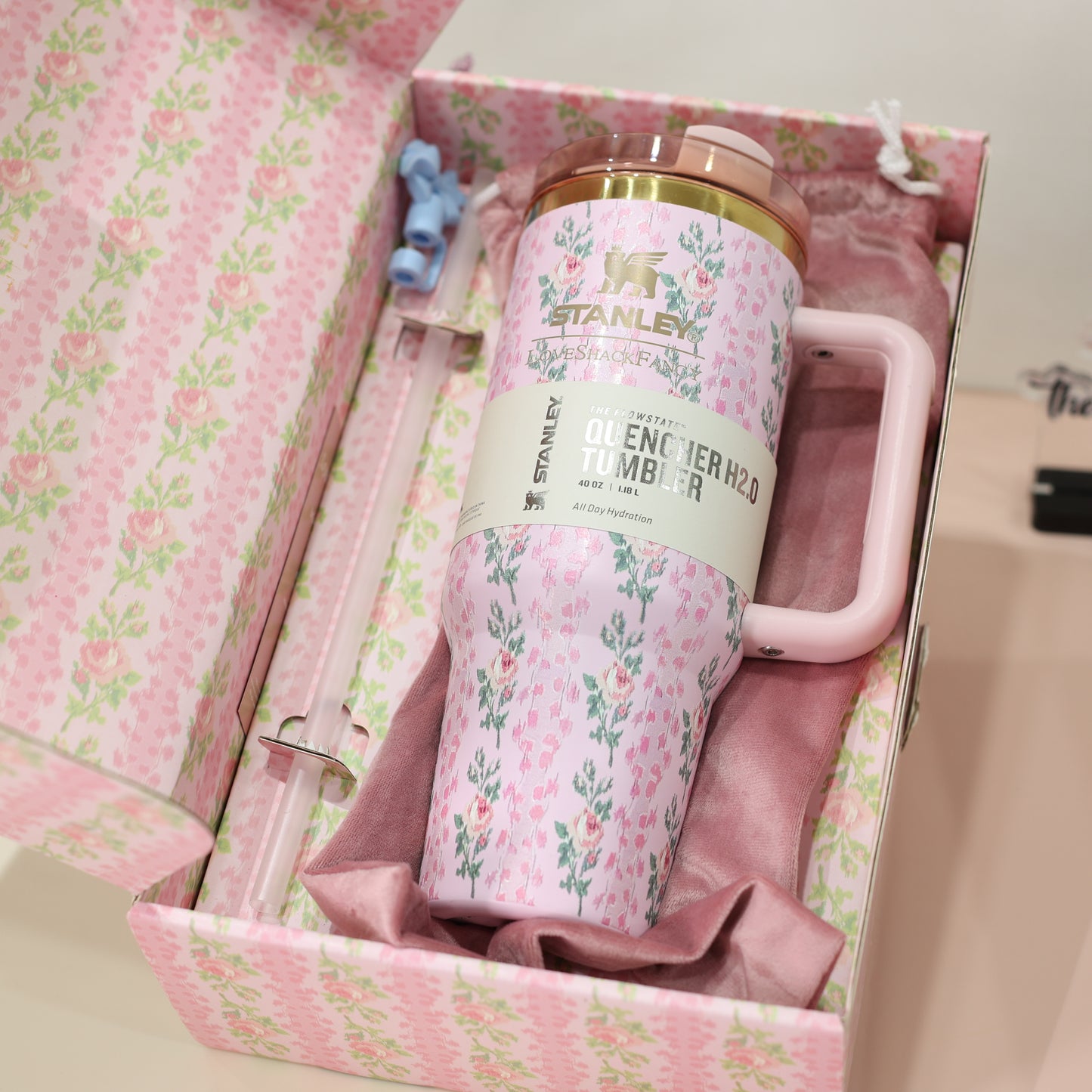 Premium Stanley Quencher H2.0 Designer Gift Hamper Set