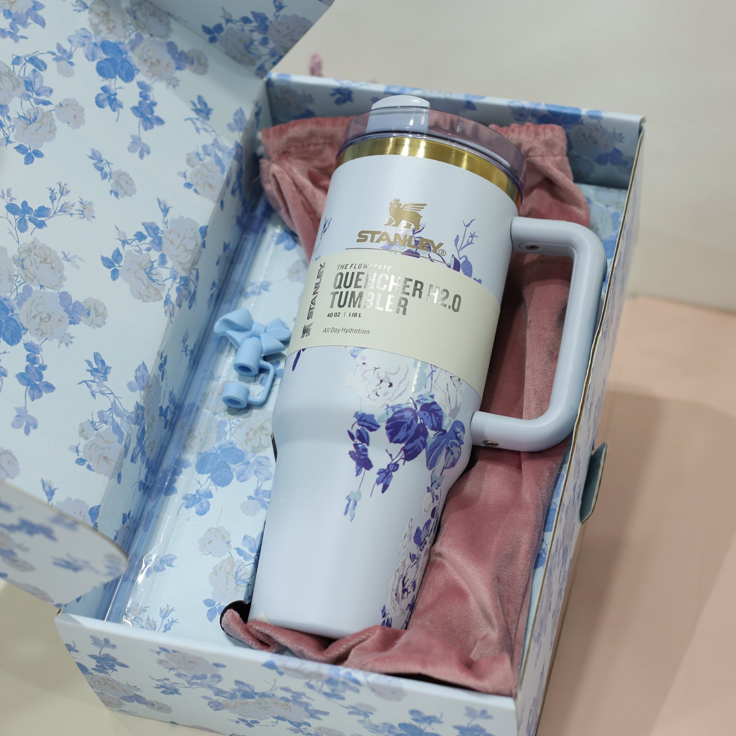Premium Stanley Quencher H2.0 Designer Gift Hamper Set