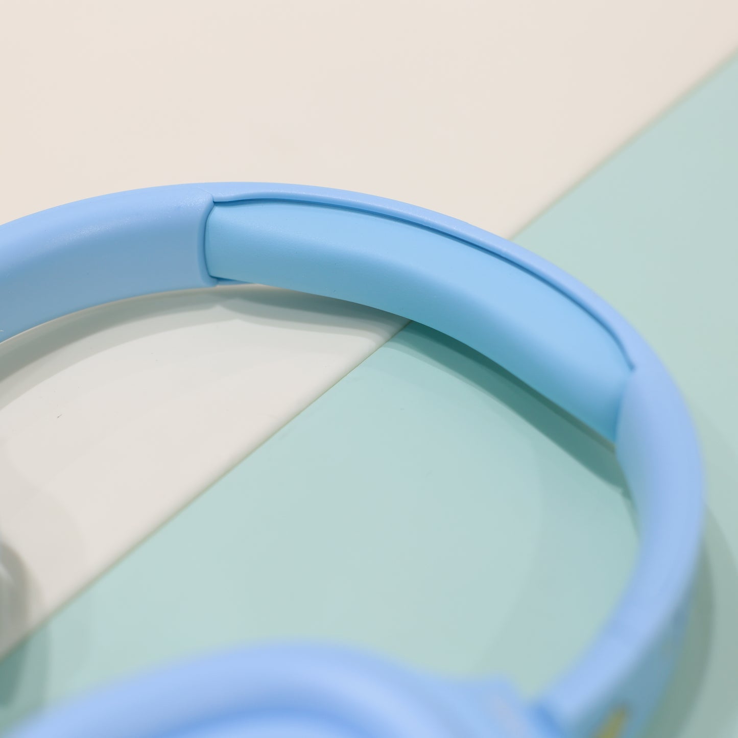 Cute Wireless Bluetooth Kids Headphones XL-E600
