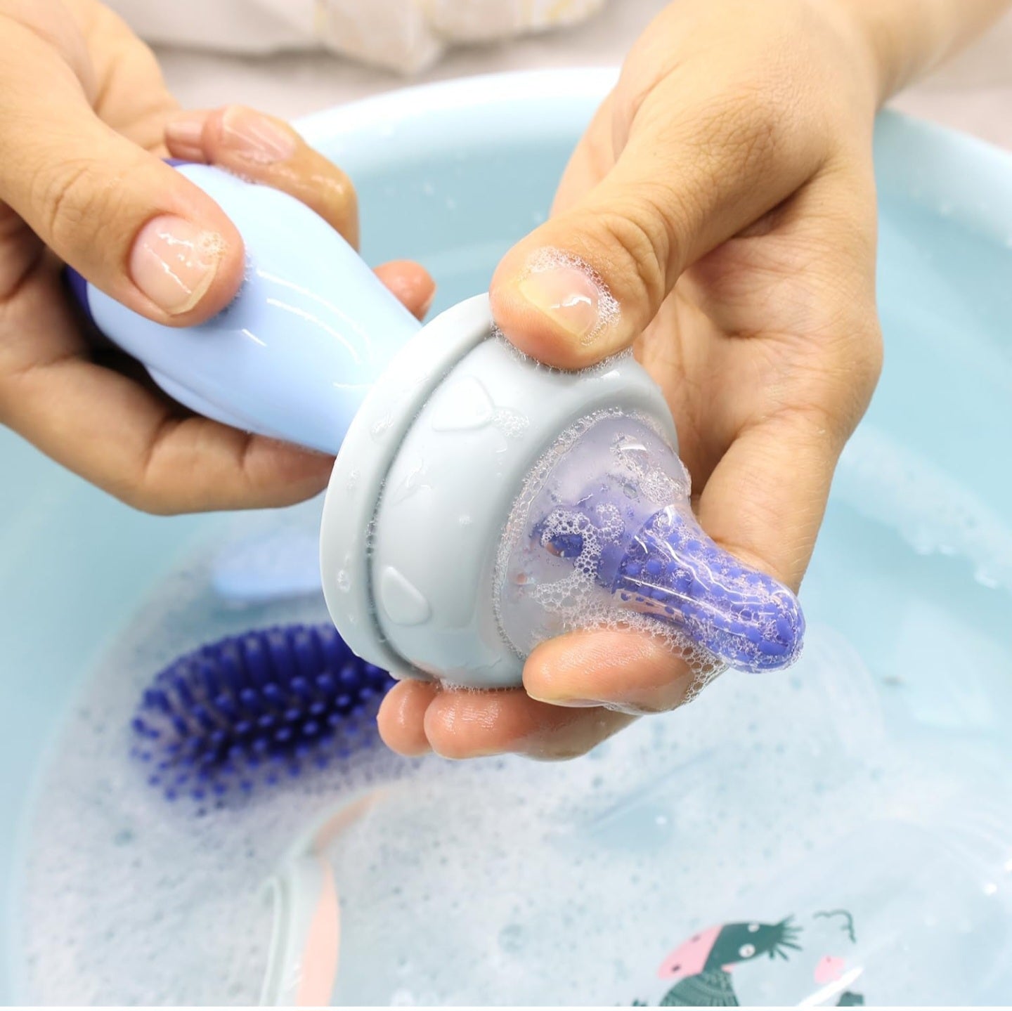 Silicone Bottle Cleaning Brush for Baby, 4-in-1 Baby Bottles Cleaner Set - Bottle/Straw/Nipple/Neck Brushes (Blue)