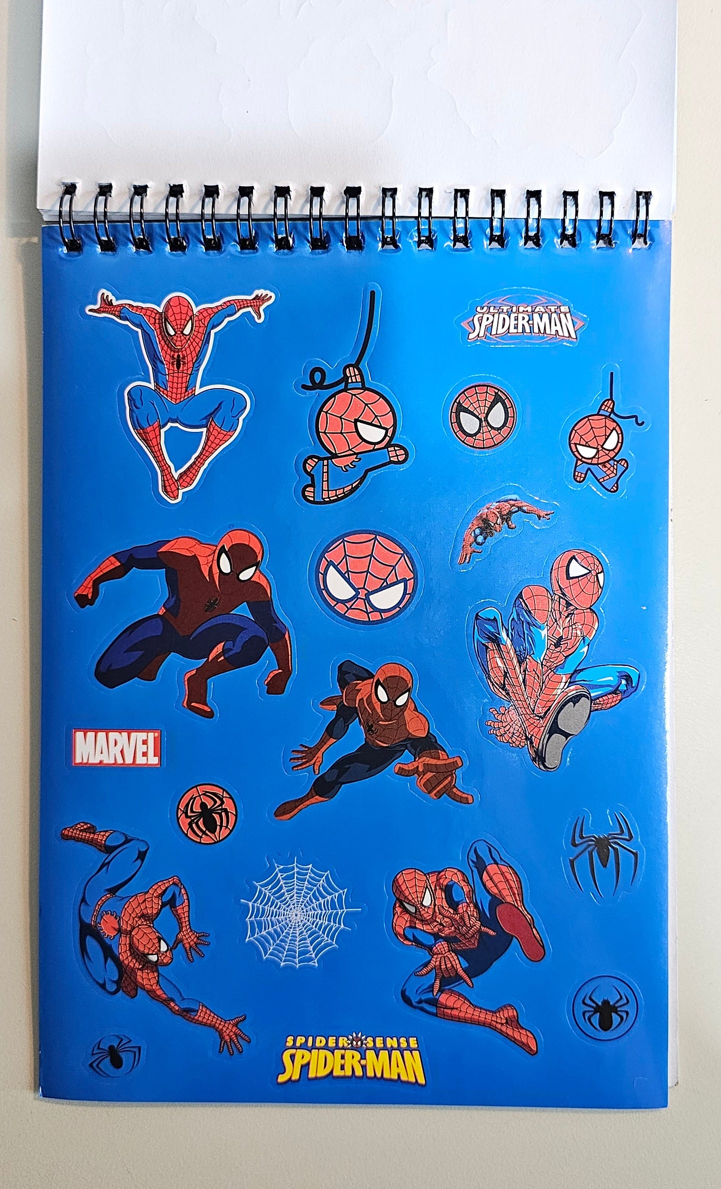 Marvel Comics Super Heroes | Sticker Book | 180+ Stickers