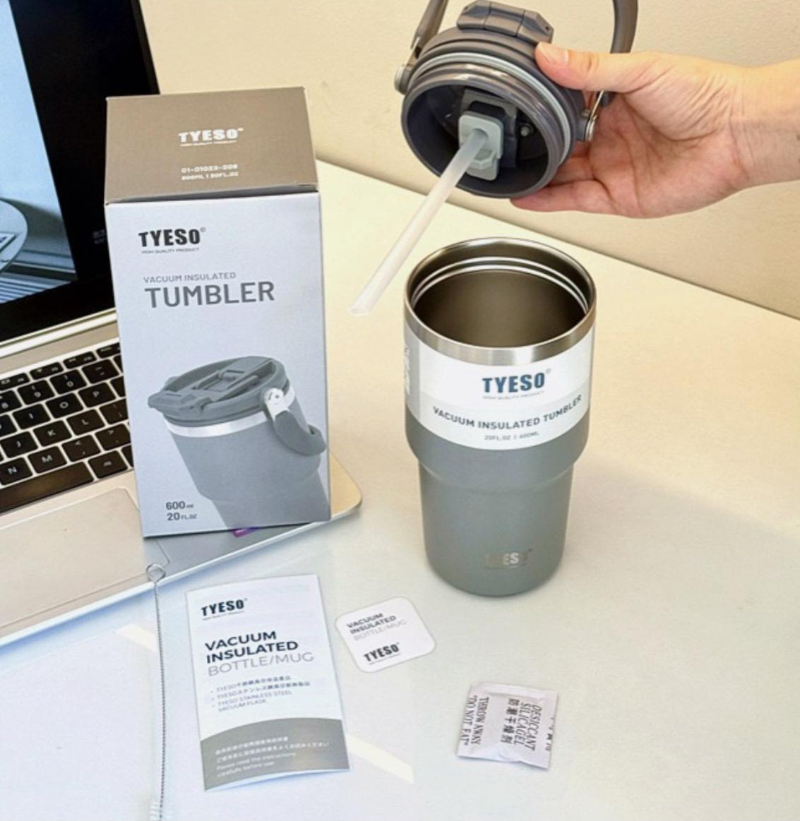 Tyeso Insulated Tumbler [600ml]