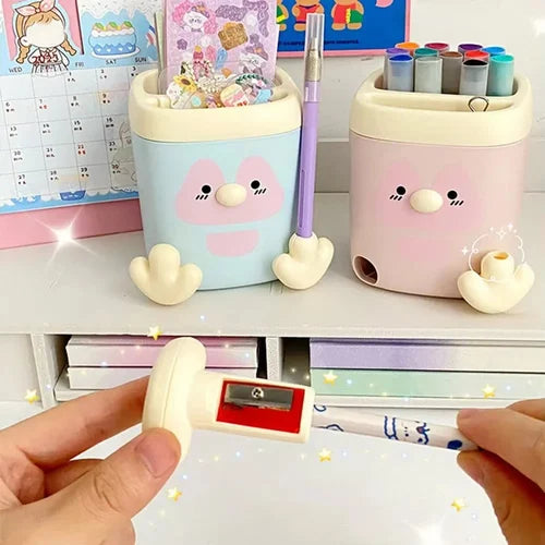 Kawaii Penguin Pen Stand.