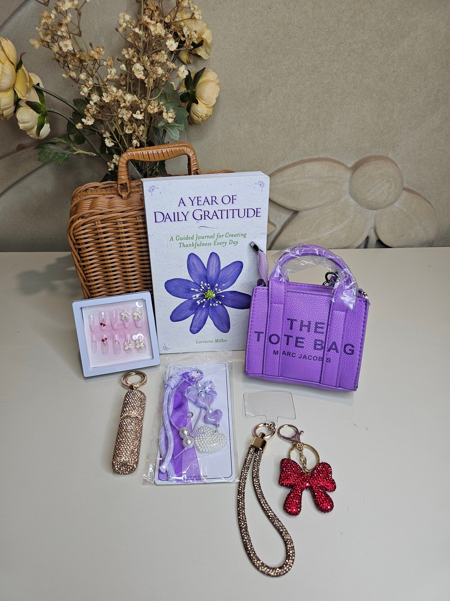 Exclusive Rakhi Hamper for Adult Sisters, Nanands & Bhabhis 💖