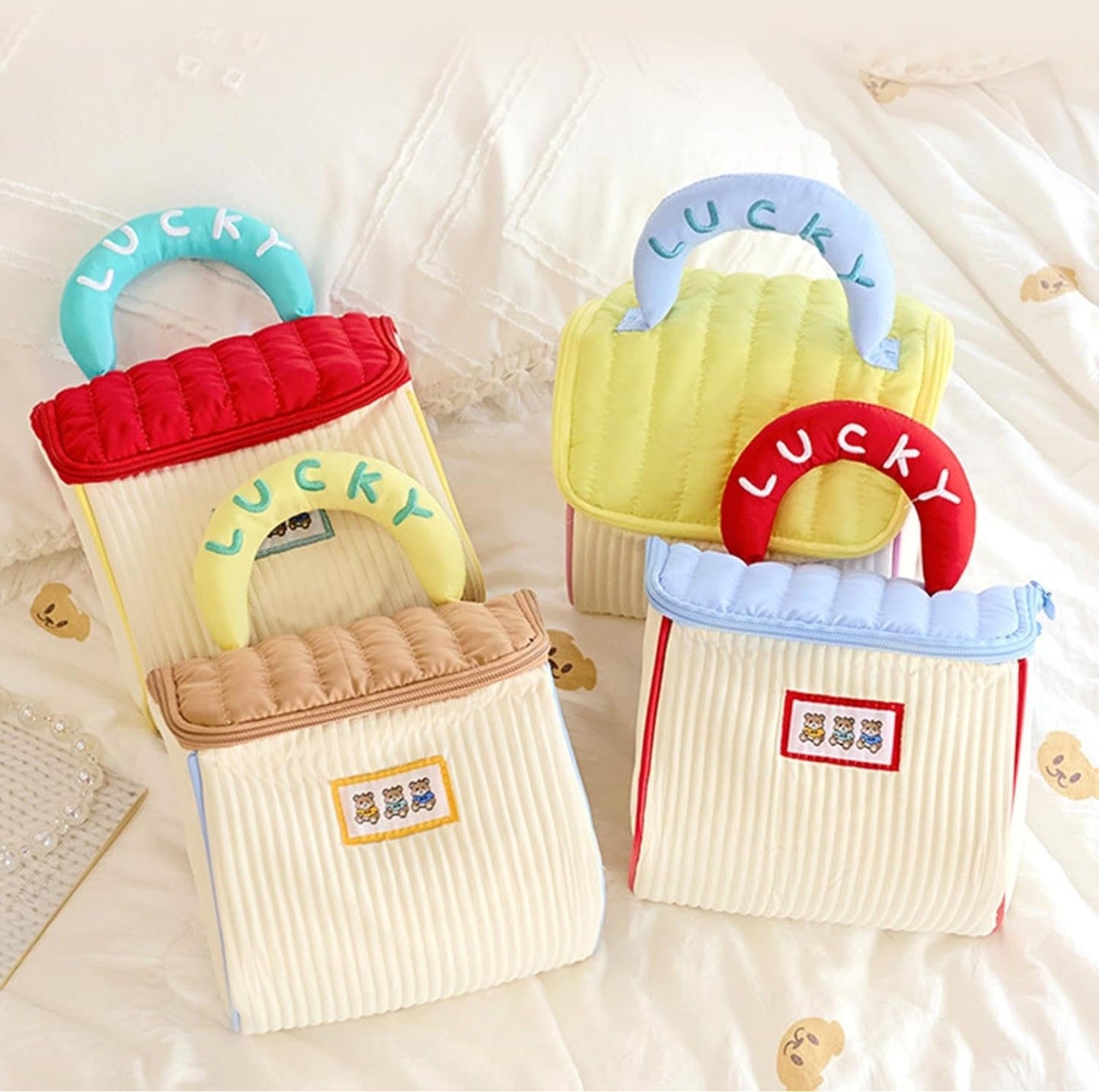 Cute Kids Travel Organizer with Padded Handle – Hut Shape